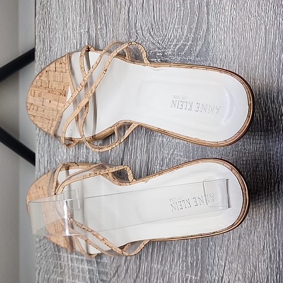 Anne Klein NY Cork Sandles - sz 9m - Picture 9 of 9